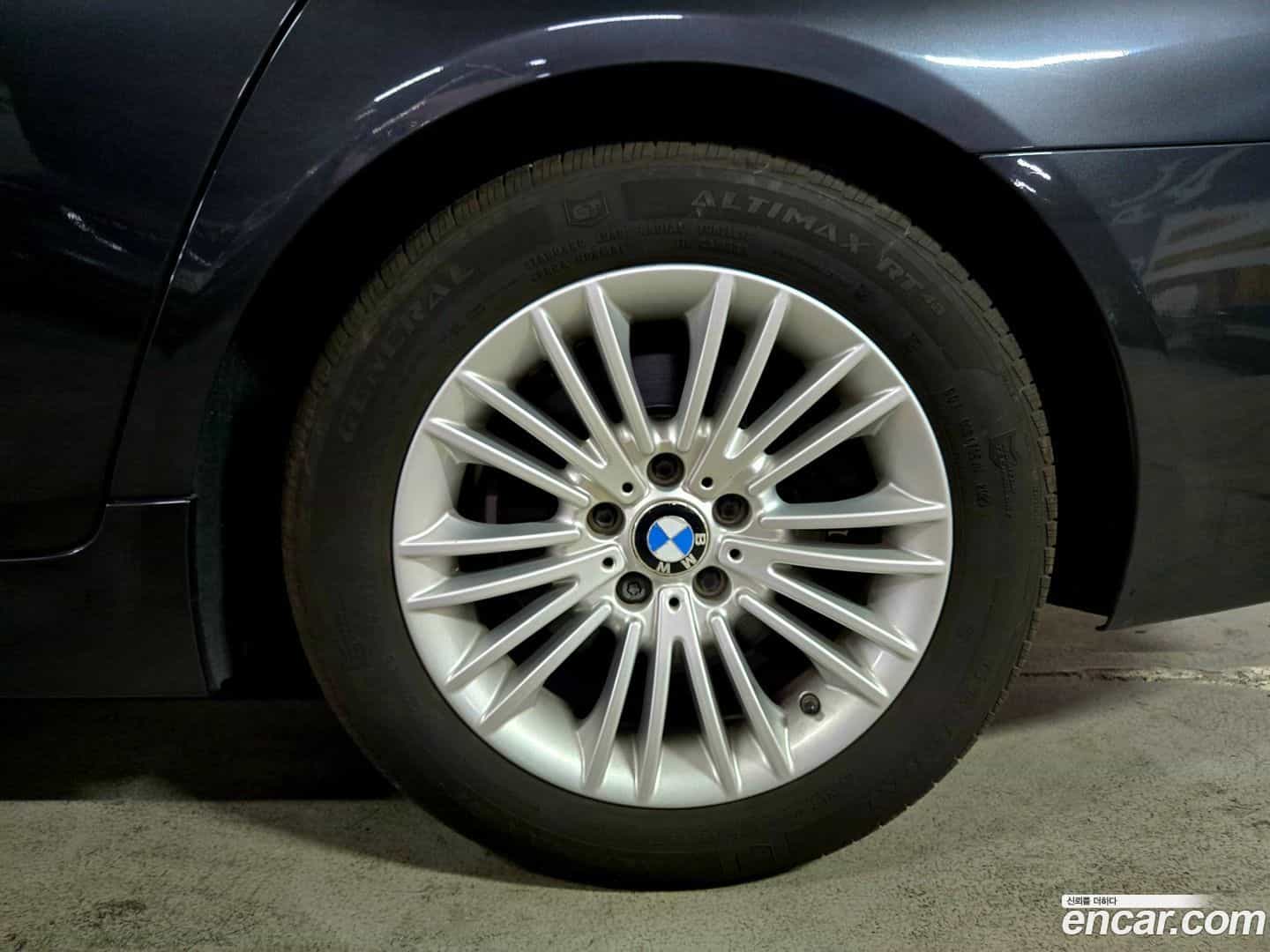 5-Series BMW 2015.5-OUTER-005