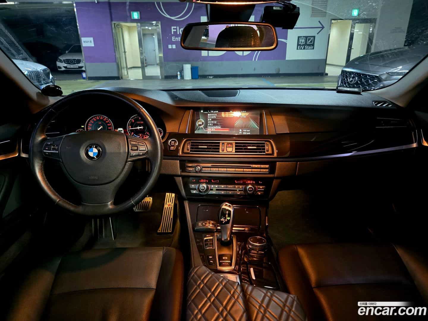 5-Series BMW 2015.5-INNER-007