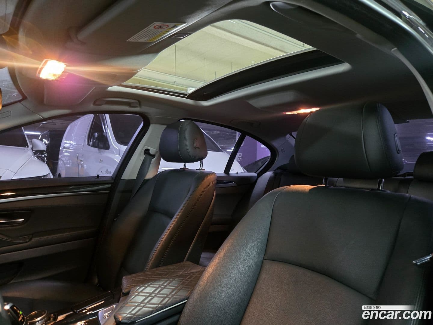 Main__Slider__Photo:5-Series BMW 2015.5-11