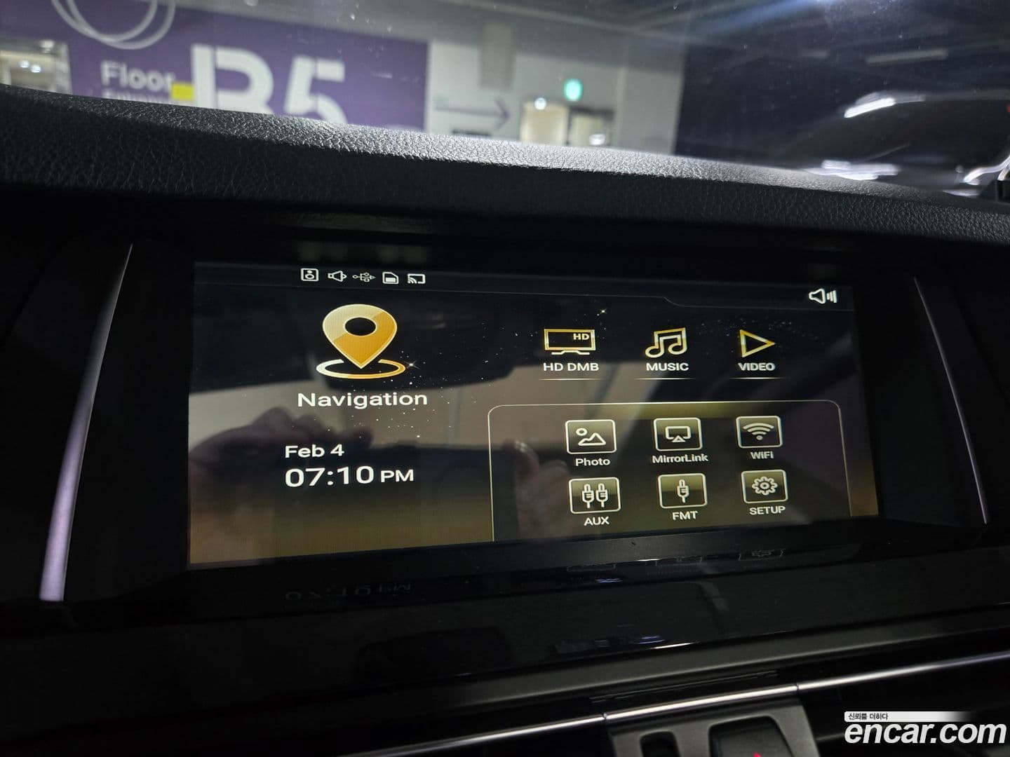 Main__Slider__Photo:5-Series BMW 2015.5-14