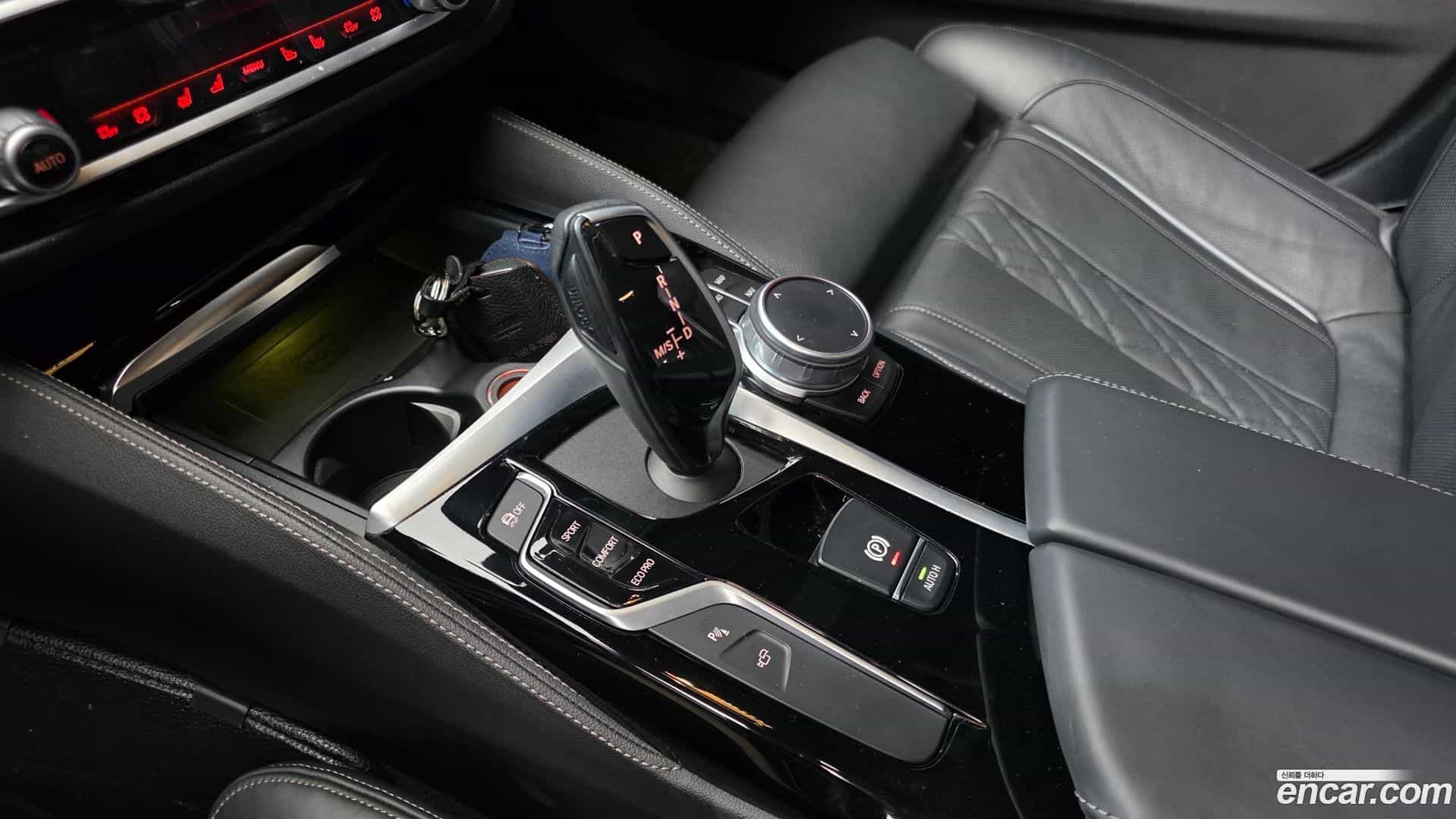 5-Series BMW 2020.3-INNER-009