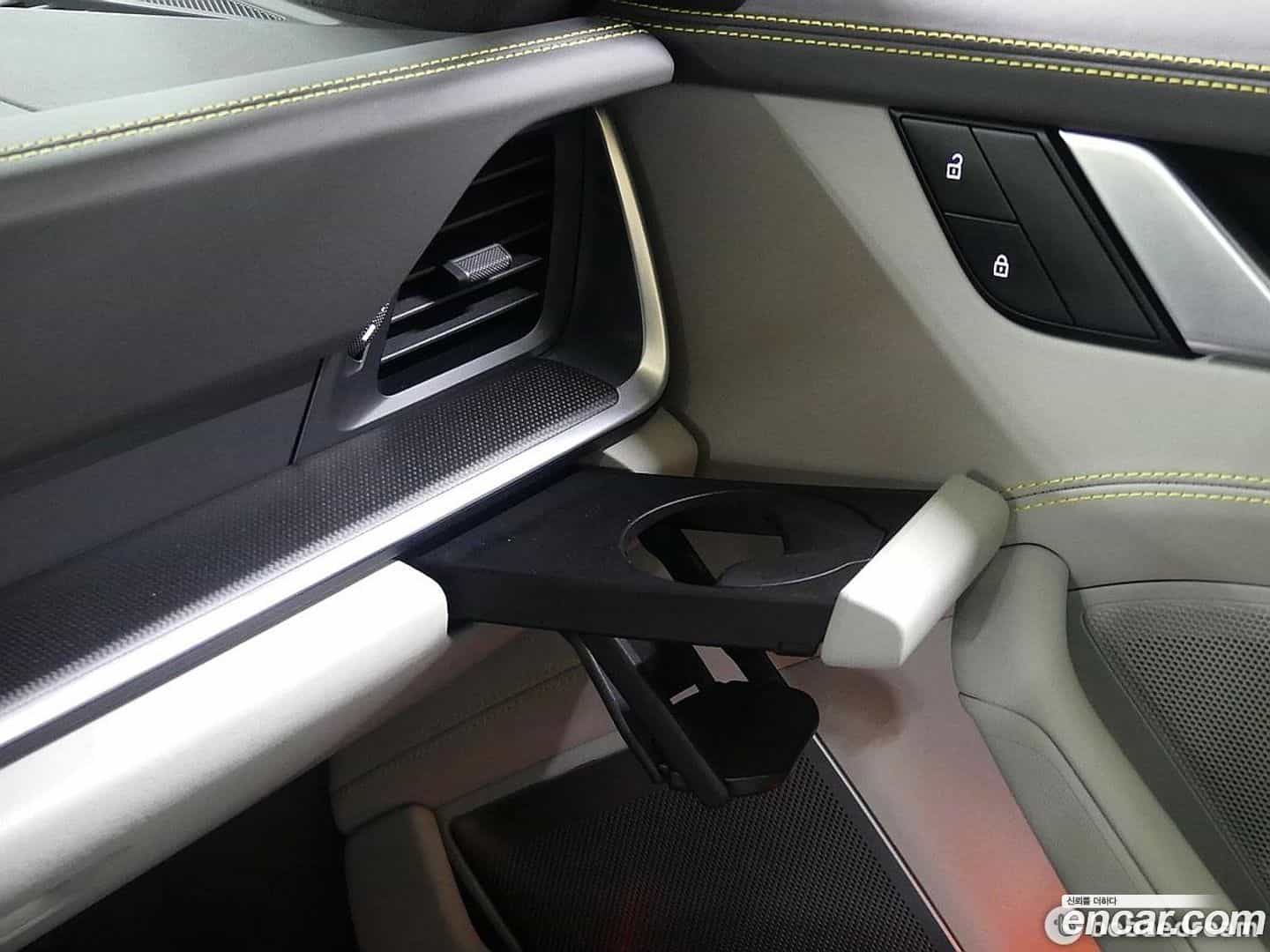 911 Porsche 2023.8-OPTION-022