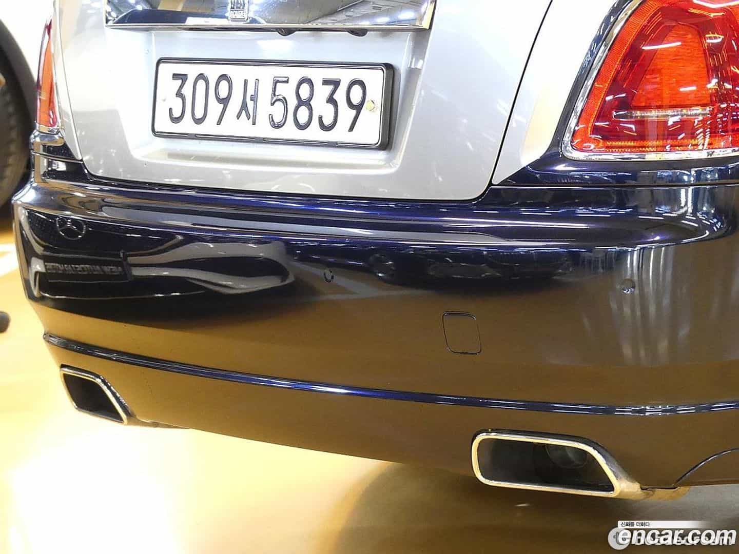 Ghost Rolls-Royce 2017.5-OUTER-004