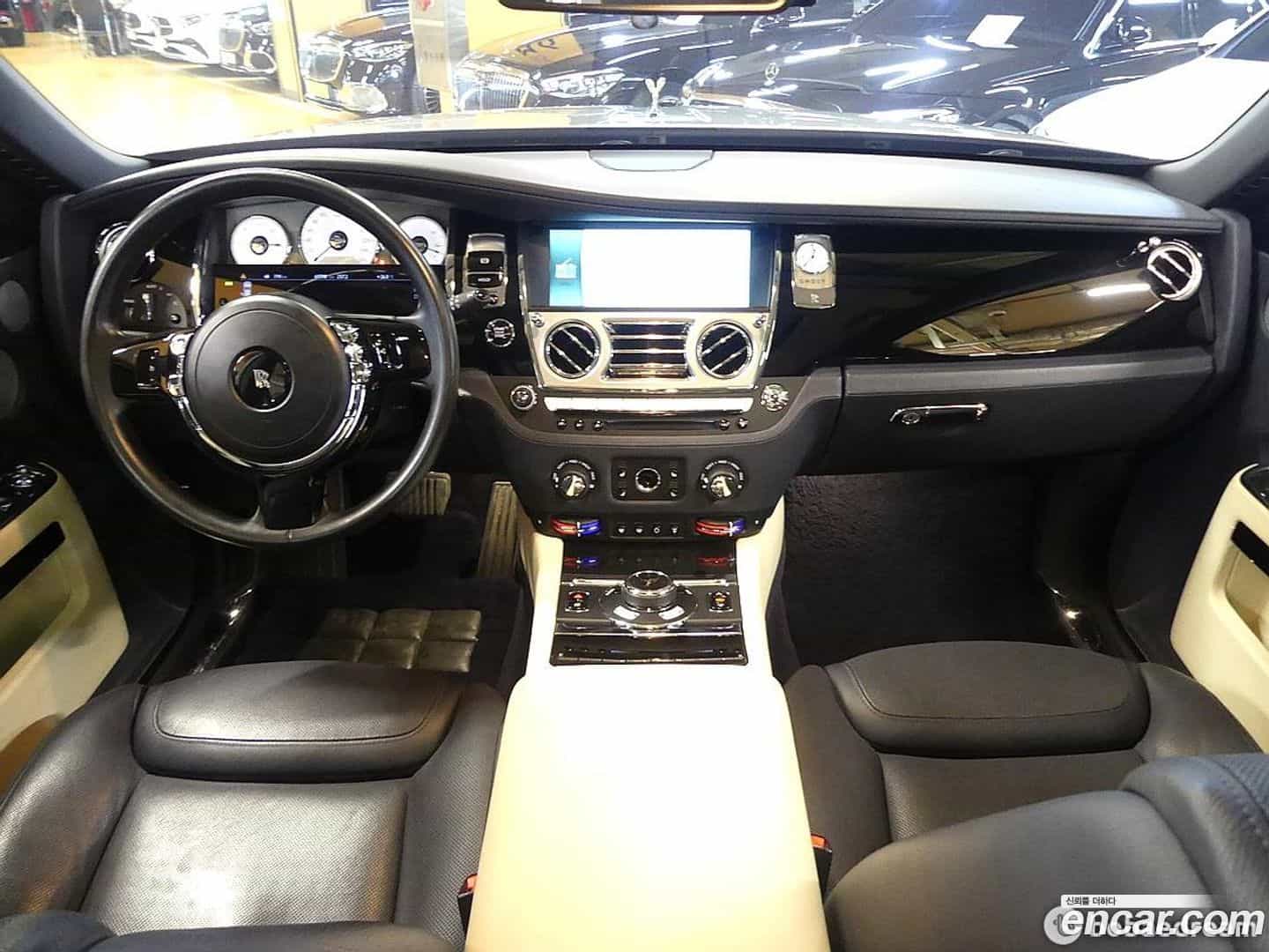 Ghost Rolls-Royce 2017.5-INNER-007