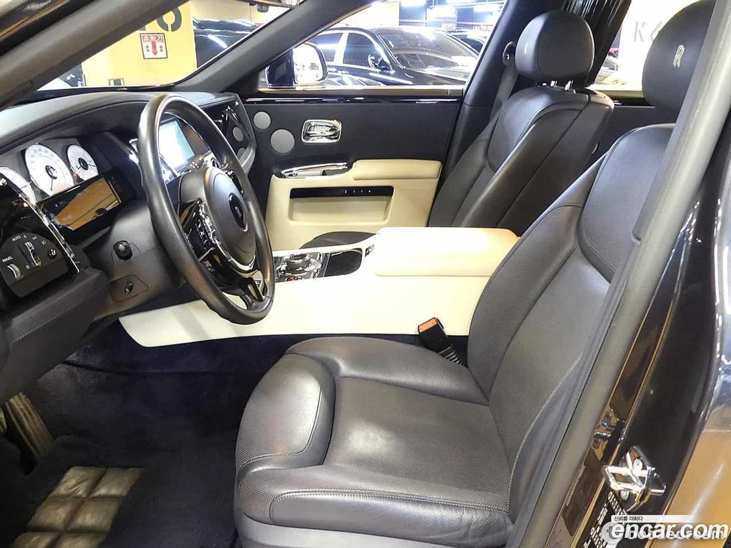 Ghost Rolls-Royce 2017.5-INNER-010