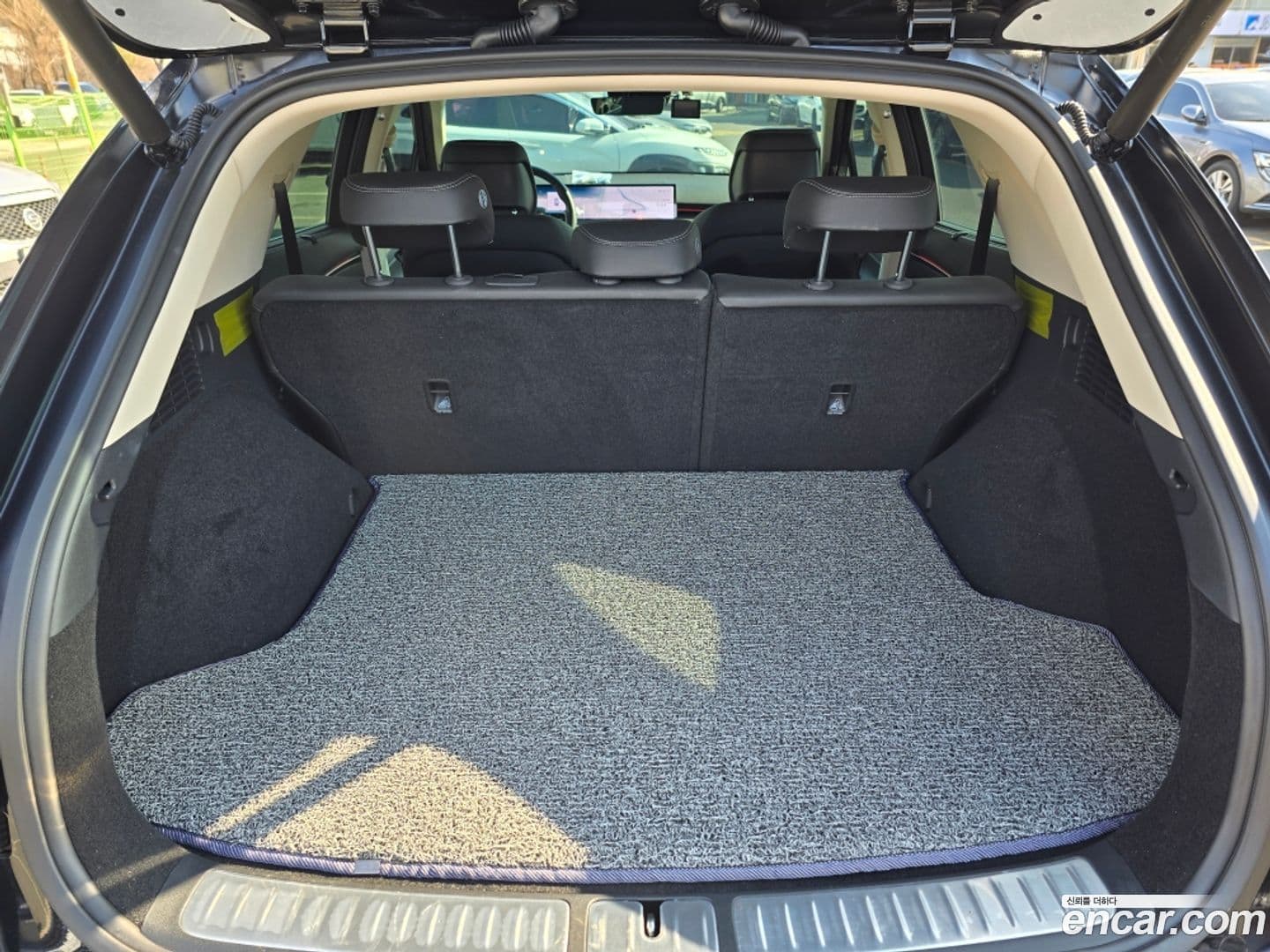 Main__Slider__Photo:GV70 Genesis 2024.5-5