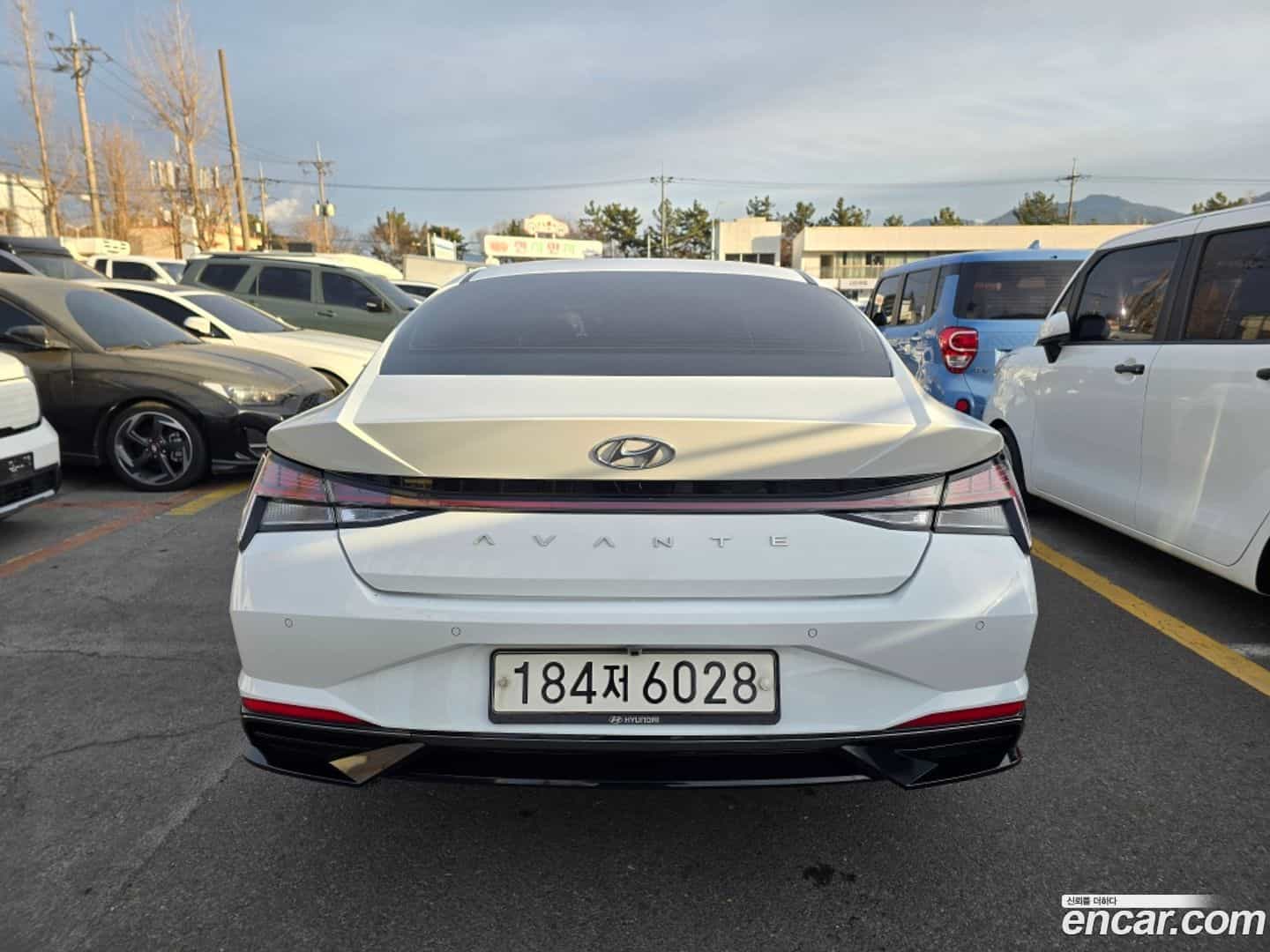 AVANTE Hyundai 2020.5-OUTER-004