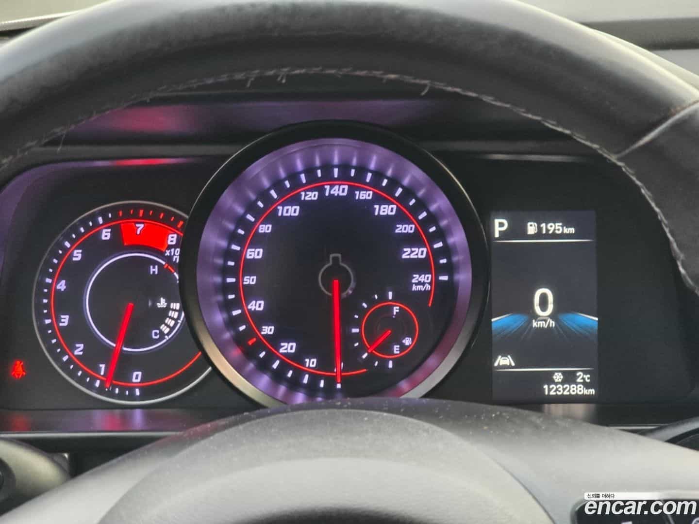 AVANTE Hyundai 2020.5-INNER-008