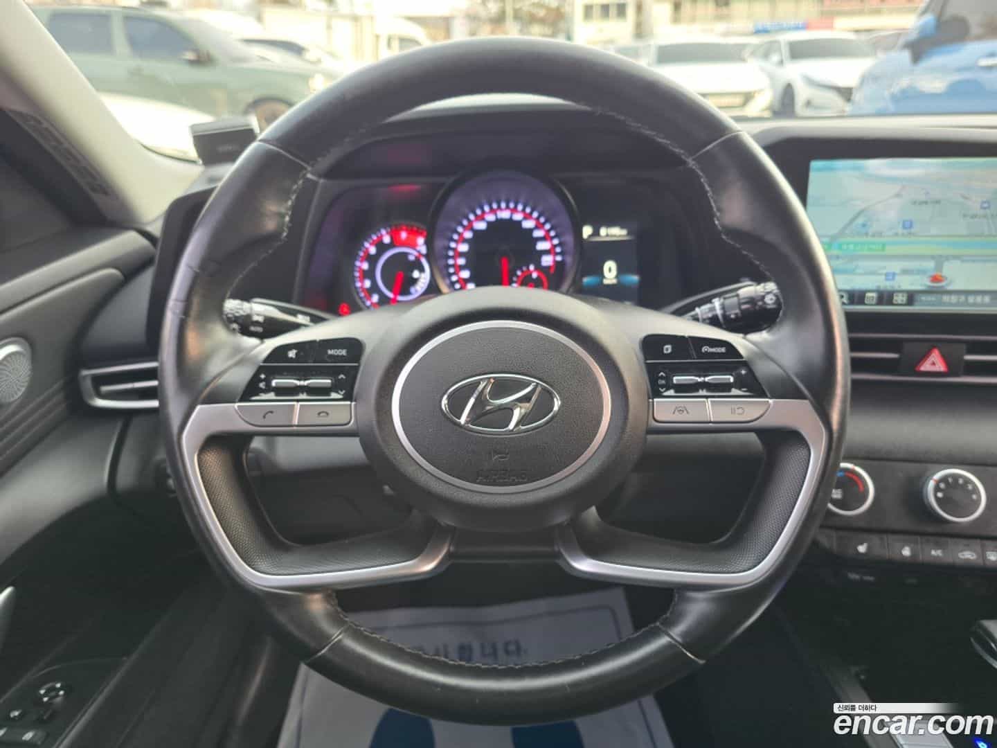 AVANTE Hyundai 2020.5-INNER-009