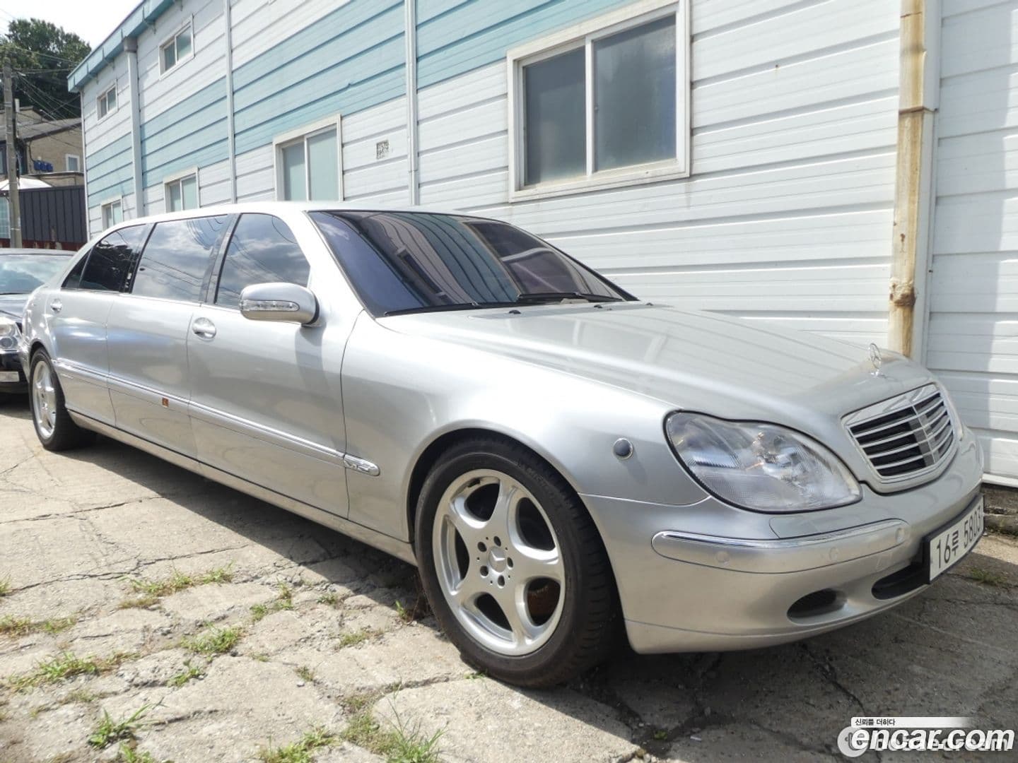 Main__Slider__Photo:S-Class Mercedes-Benz 2001.11-0