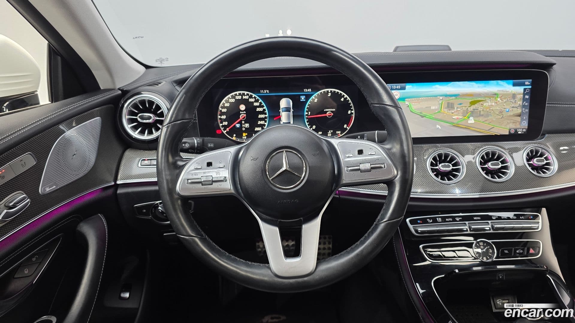 Main__Slider__Photo:CLS-Class Mercedes-Benz 2019.11-12