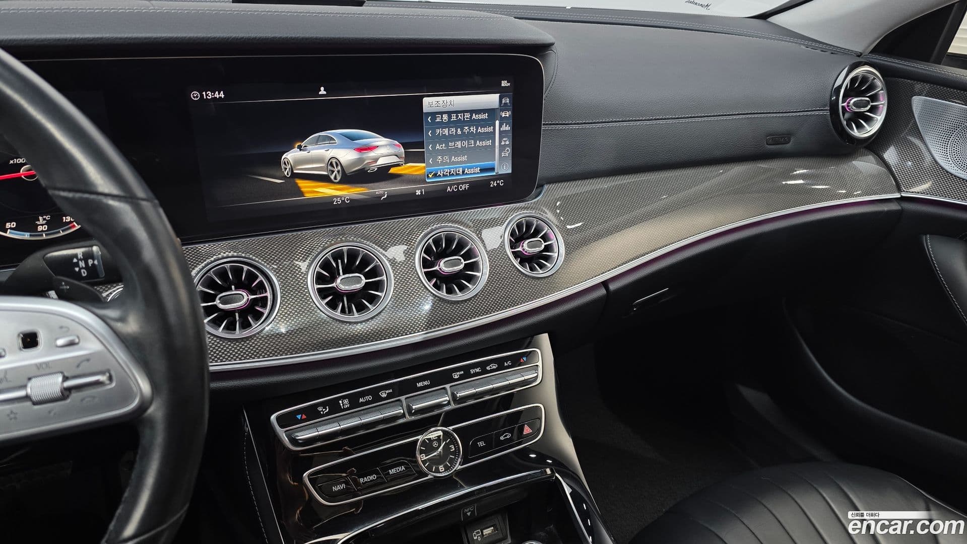 Main__Slider__Photo:CLS-Class Mercedes-Benz 2019.11-13