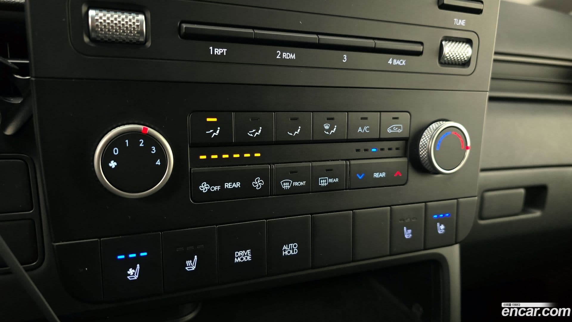 Main__Slider__Photo:Staria Hyundai 2021.4-15