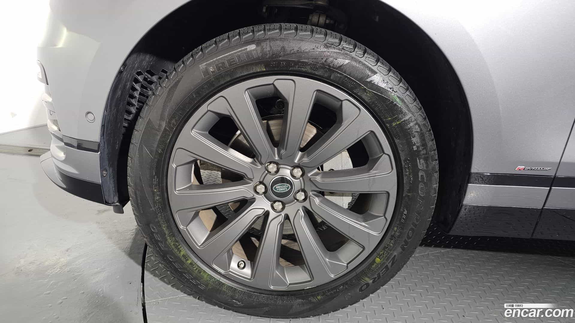 Range Rover Velar Land Rover 2020.11-OUTER-005