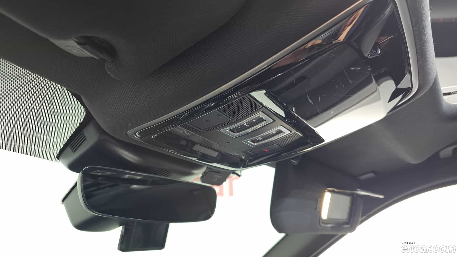 Range Rover Velar Land Rover 2020.11-OPTION-021