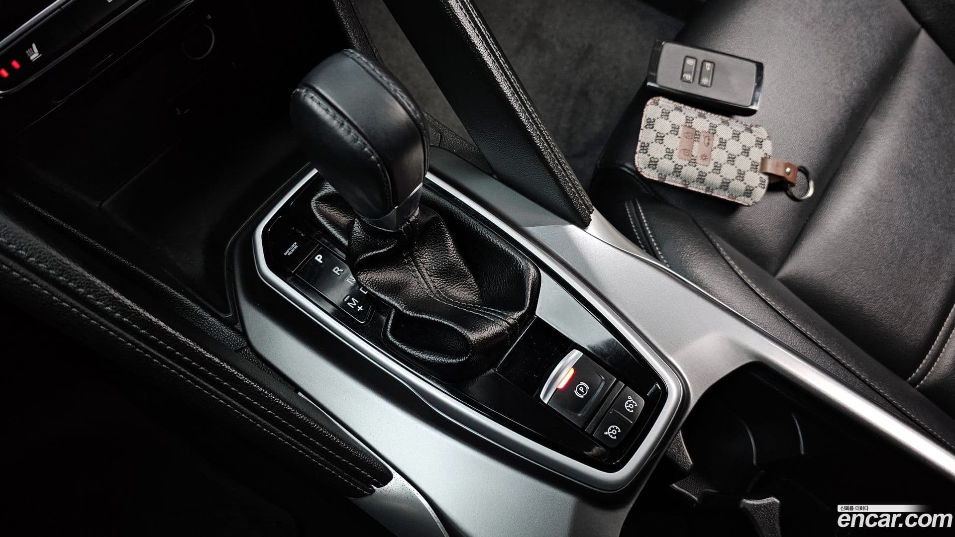 Main__Slider__Photo:QM6 Renault-KoreaSamsung 2021.4-8