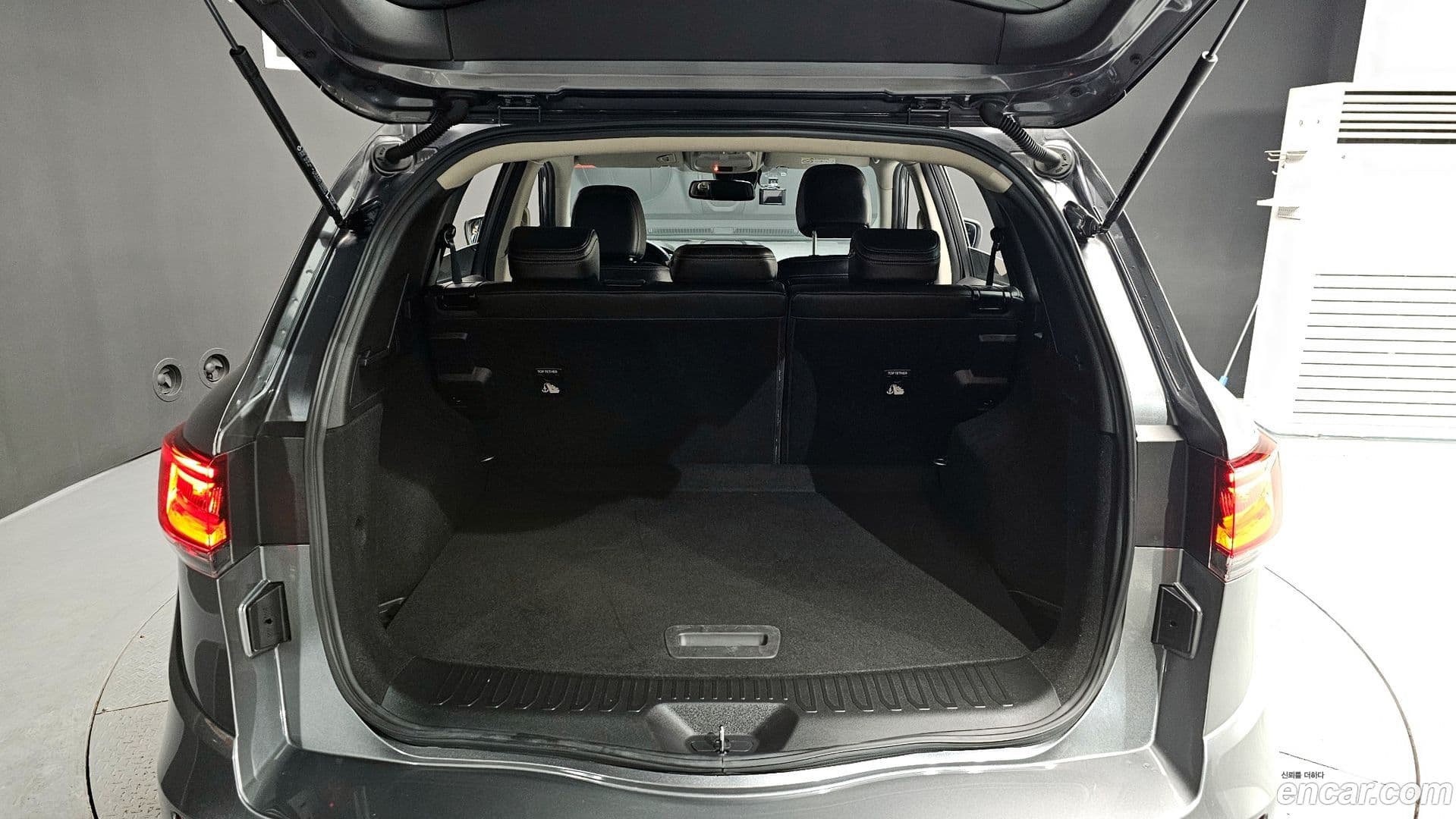 Main__Slider__Photo:QM6 Renault-KoreaSamsung 2021.4-19