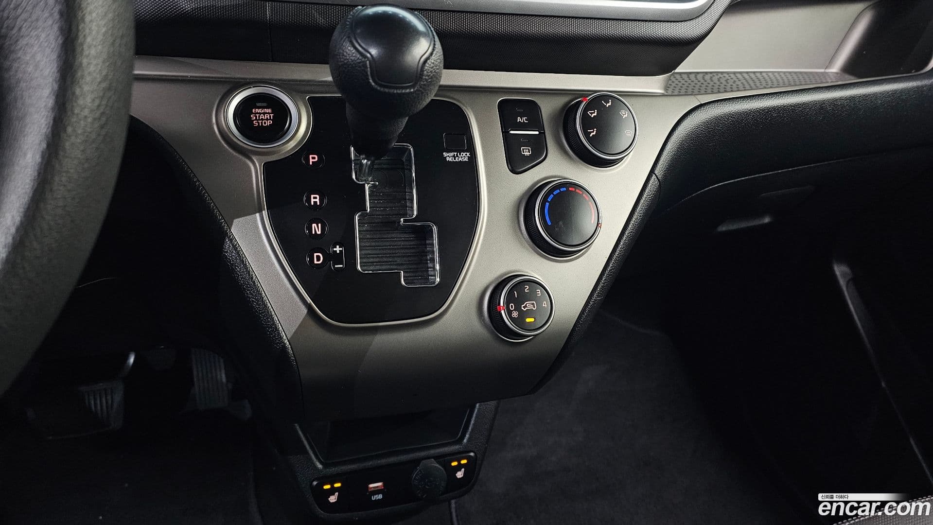 Main__Slider__Photo:RAY Kia 2021.2-8