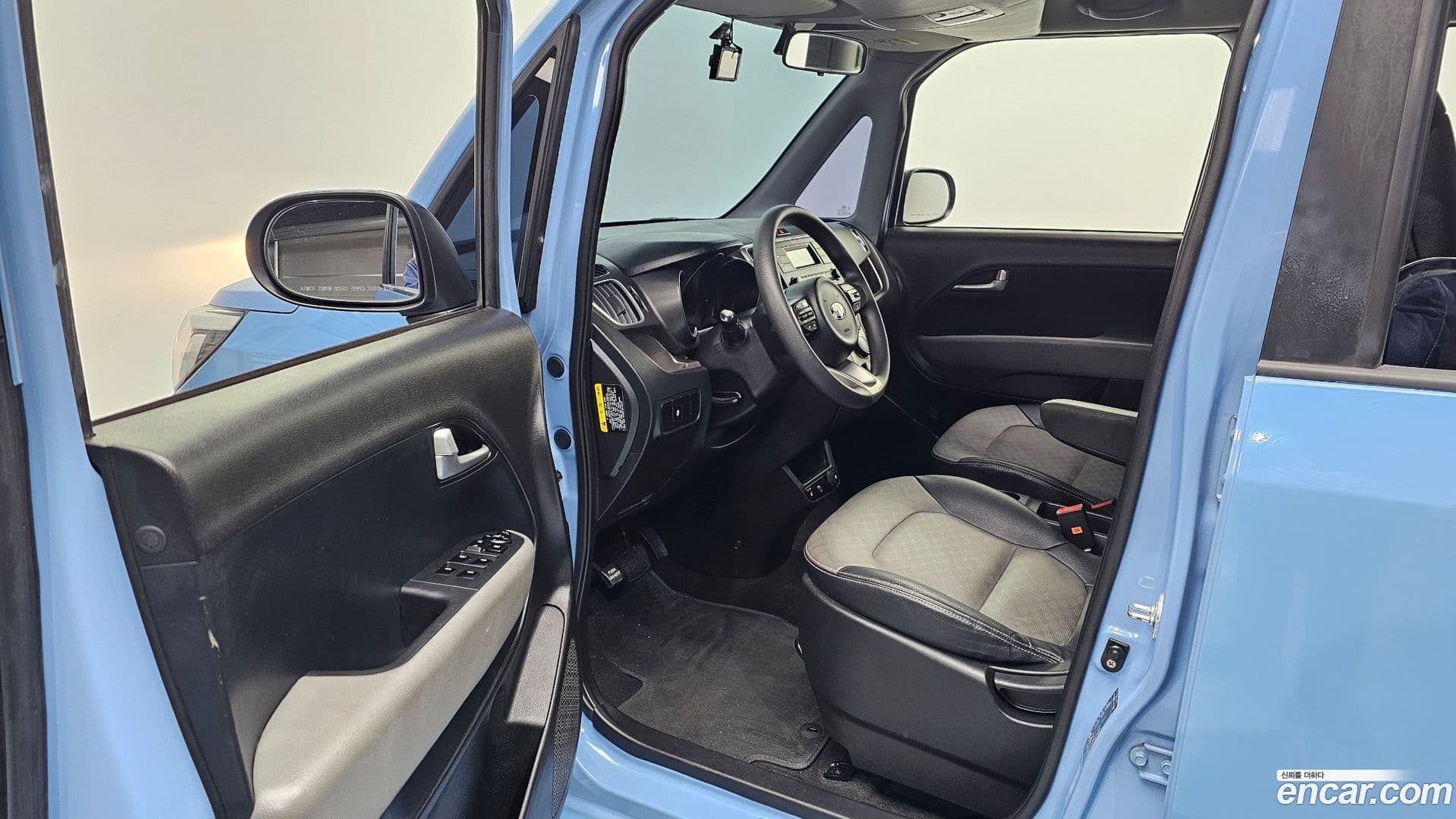 Main__Slider__Photo:RAY Kia 2021.2-9