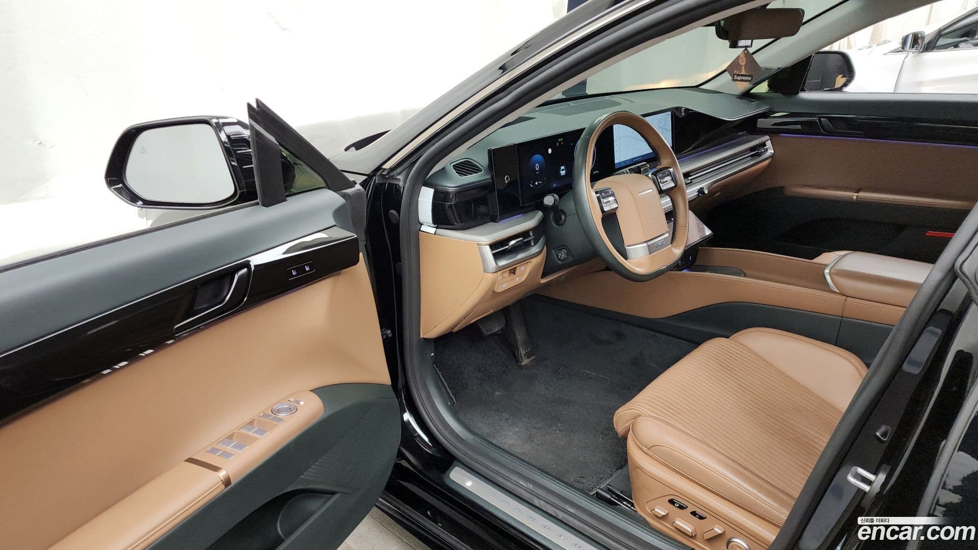 Main__Slider__Photo:Grandeur Hyundai 2023.0-9