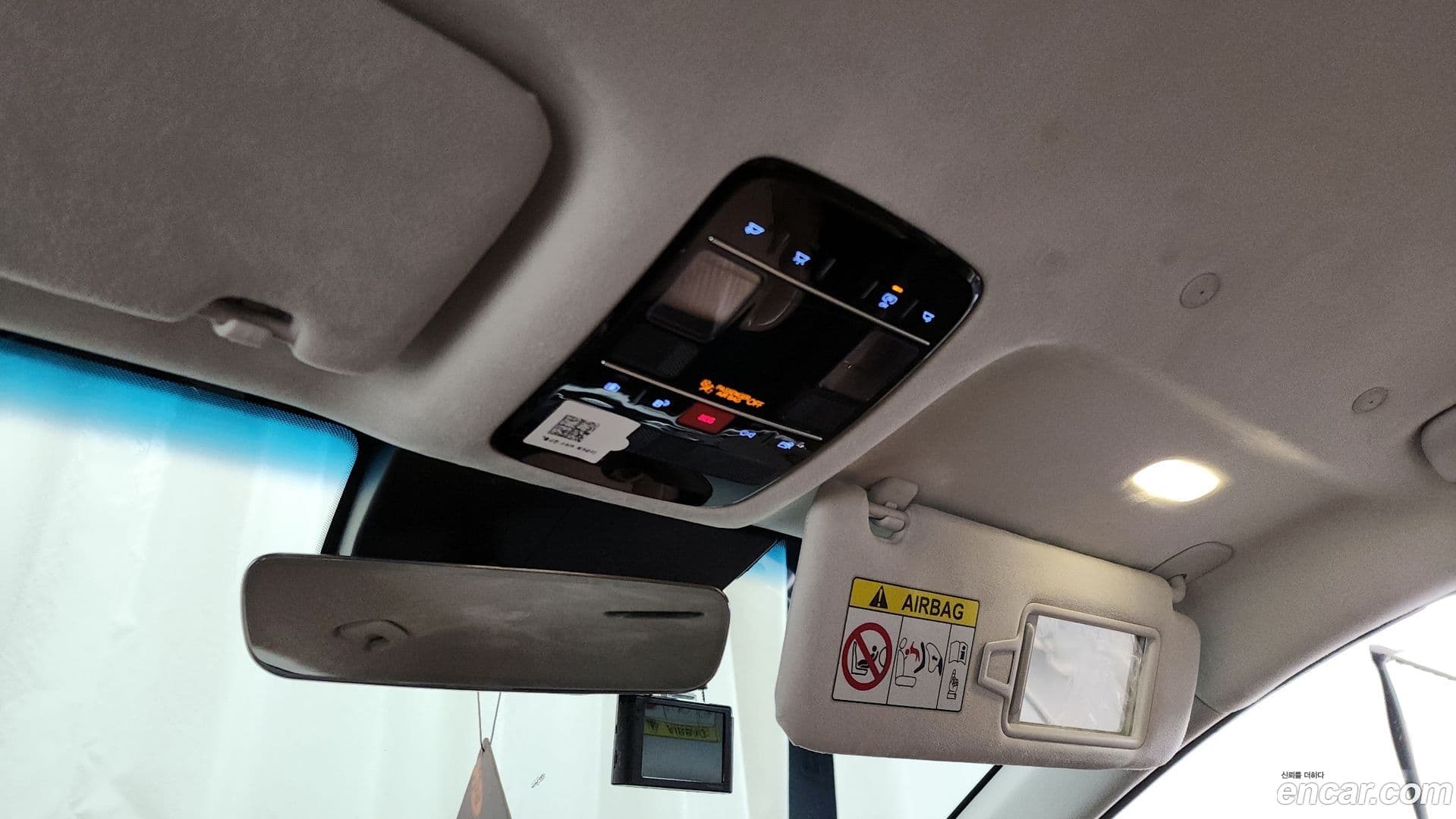 Main__Slider__Photo:Grandeur Hyundai 2023.0-17