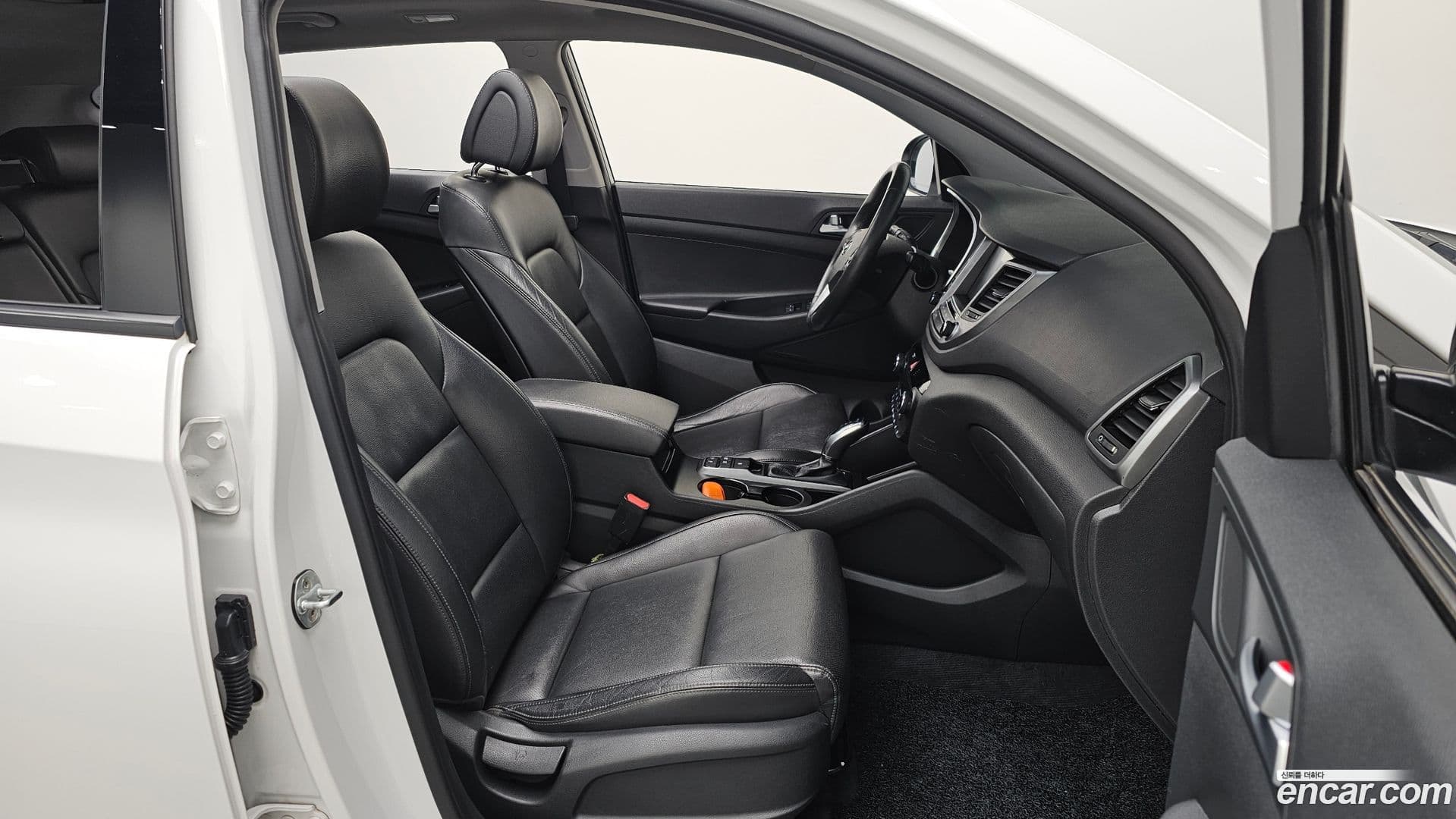 Main__Slider__Photo:Tucson Hyundai 2017.3-10