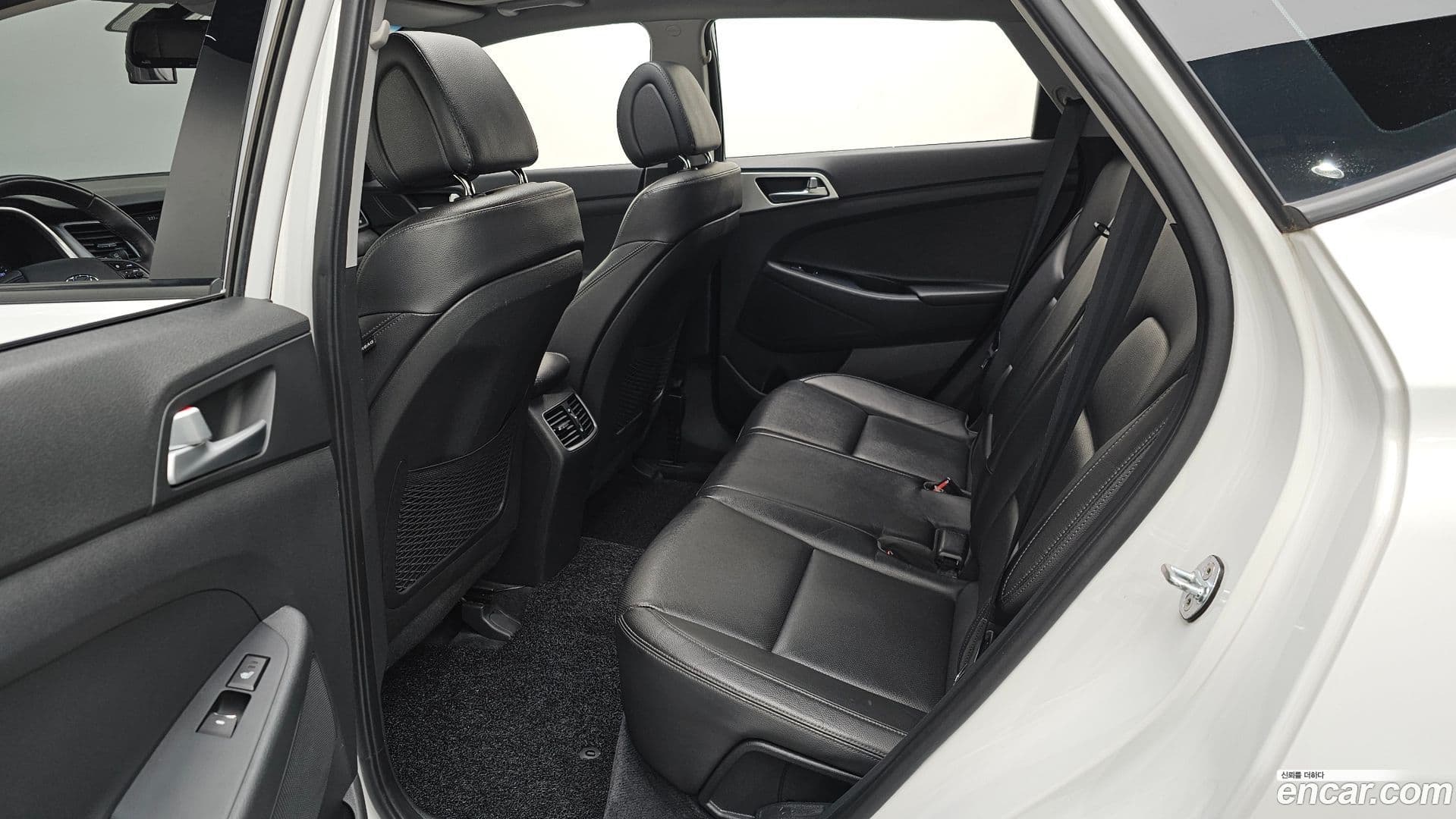 Main__Slider__Photo:Tucson Hyundai 2017.3-11