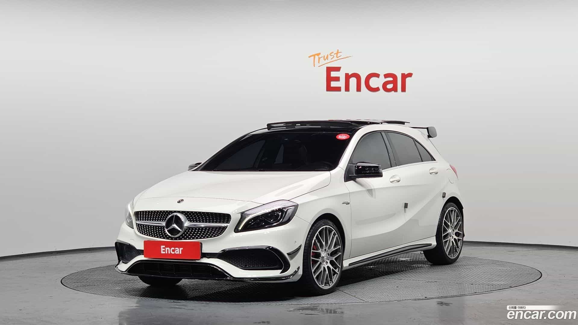 A-Class Mercedes-Benz 2017.8-OUTER-001