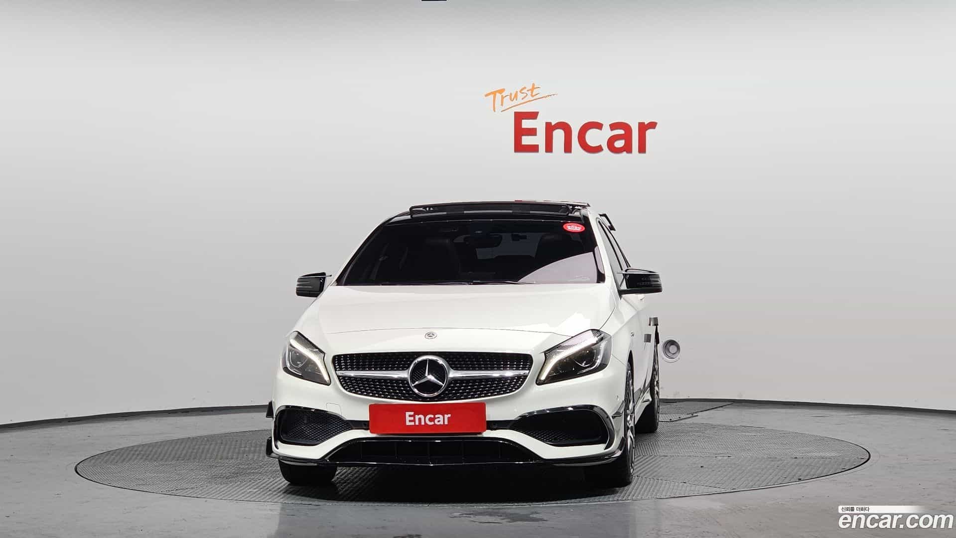 A-Class Mercedes-Benz 2017.8-OUTER-003