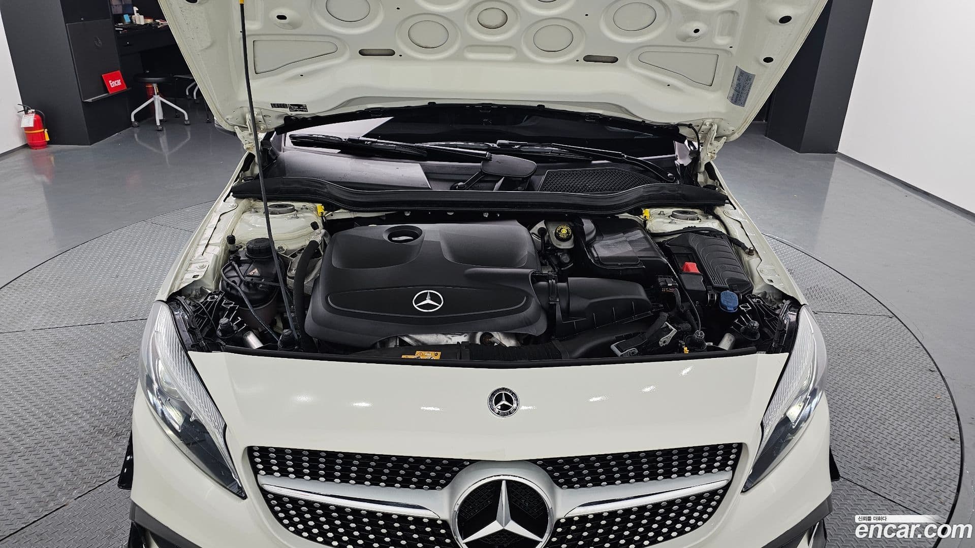 Main__Slider__Photo:A-Class Mercedes-Benz 2017.8-5