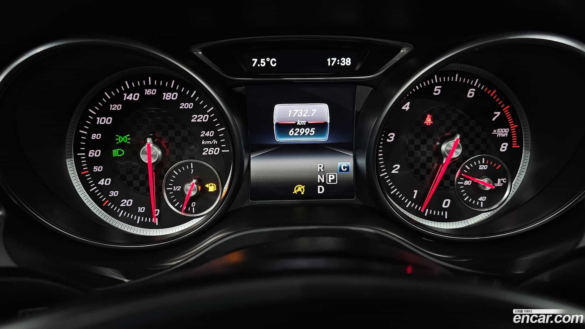 A-Class Mercedes-Benz 2017.8-INNER-008