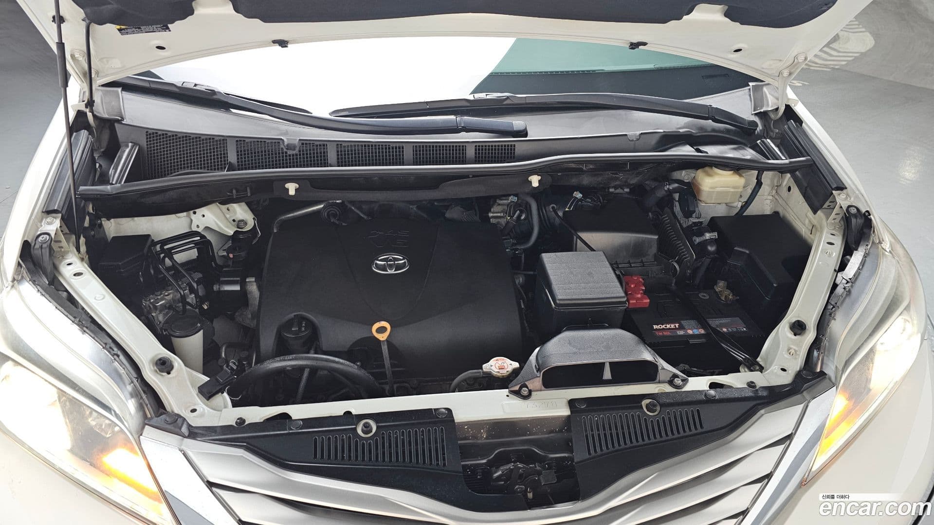 Main__Slider__Photo:Sienna Toyota 2017.2-5