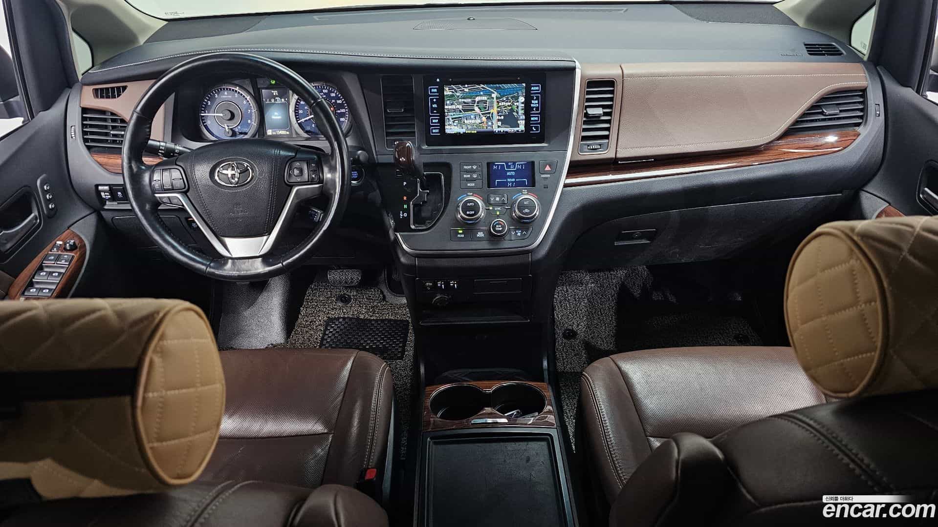Sienna Toyota 2017.2-INNER-007