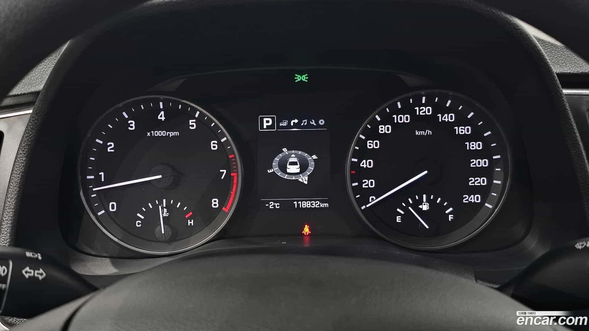 AVANTE Hyundai 2018.0-INNER-008