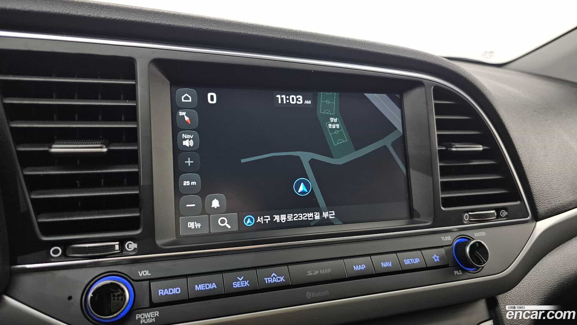 AVANTE Hyundai 2018.0-OPTION-022