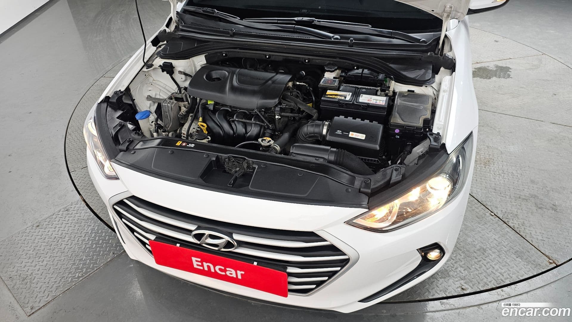 Main__Slider__Photo:AVANTE Hyundai 2017.11-5