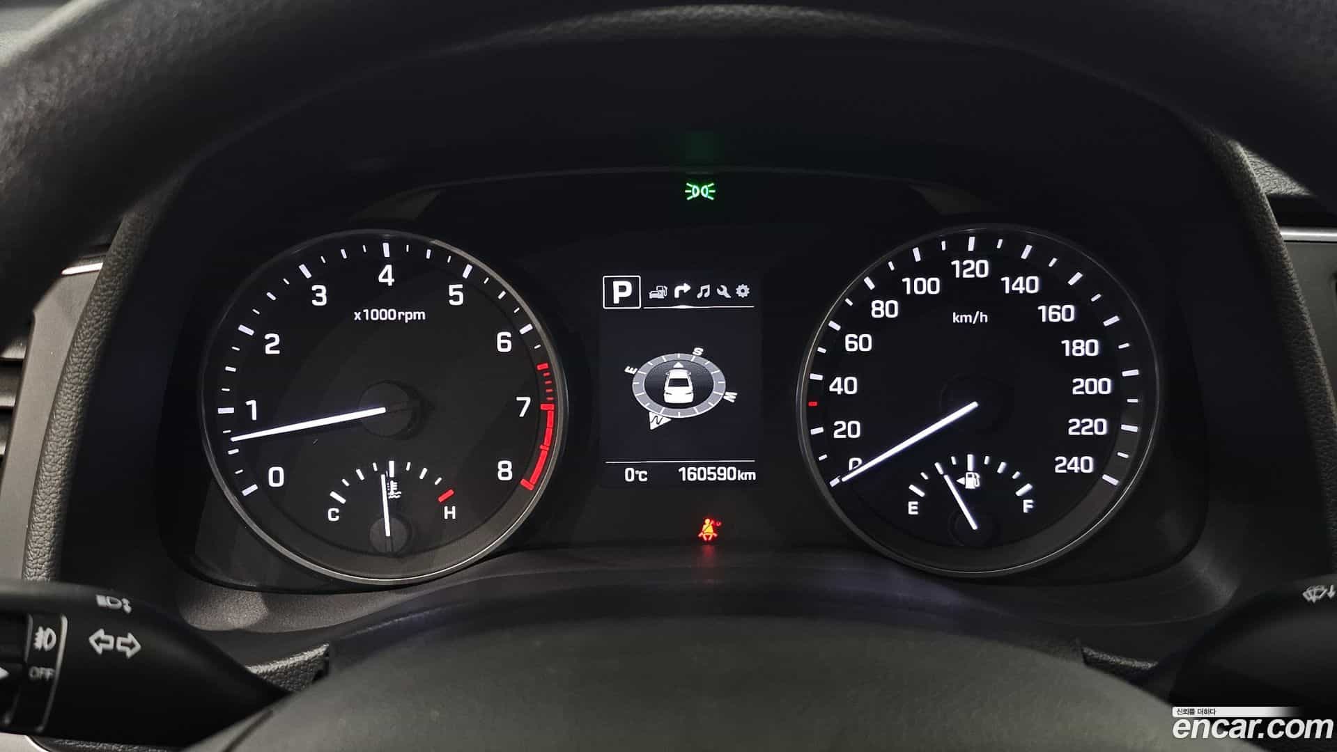 AVANTE Hyundai 2017.11-INNER-008