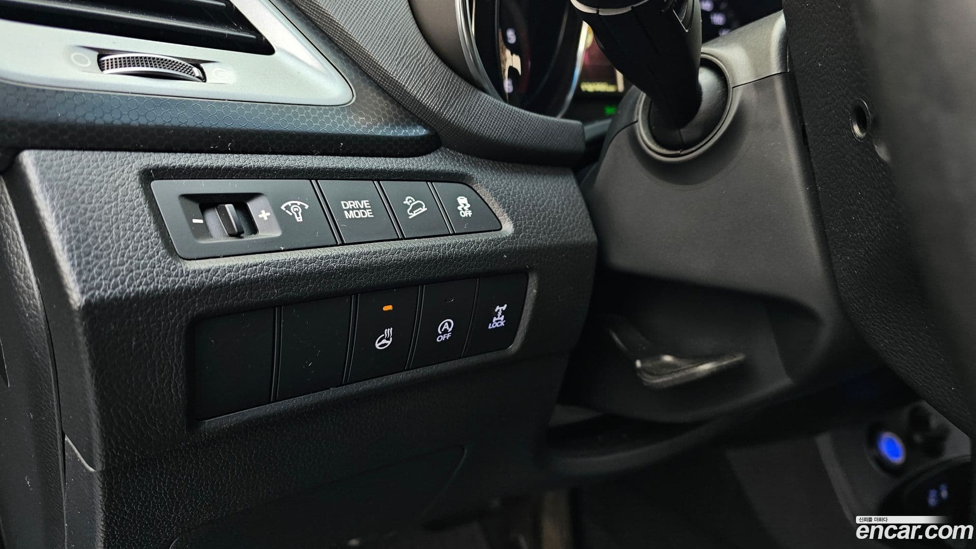 Main__Slider__Photo:Santafe Hyundai 2015.6-13