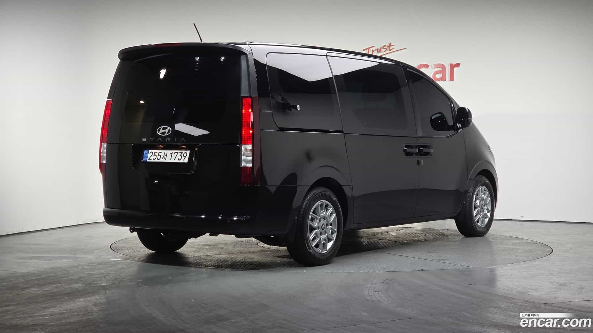 Staria Hyundai 2025.4-OUTER-002