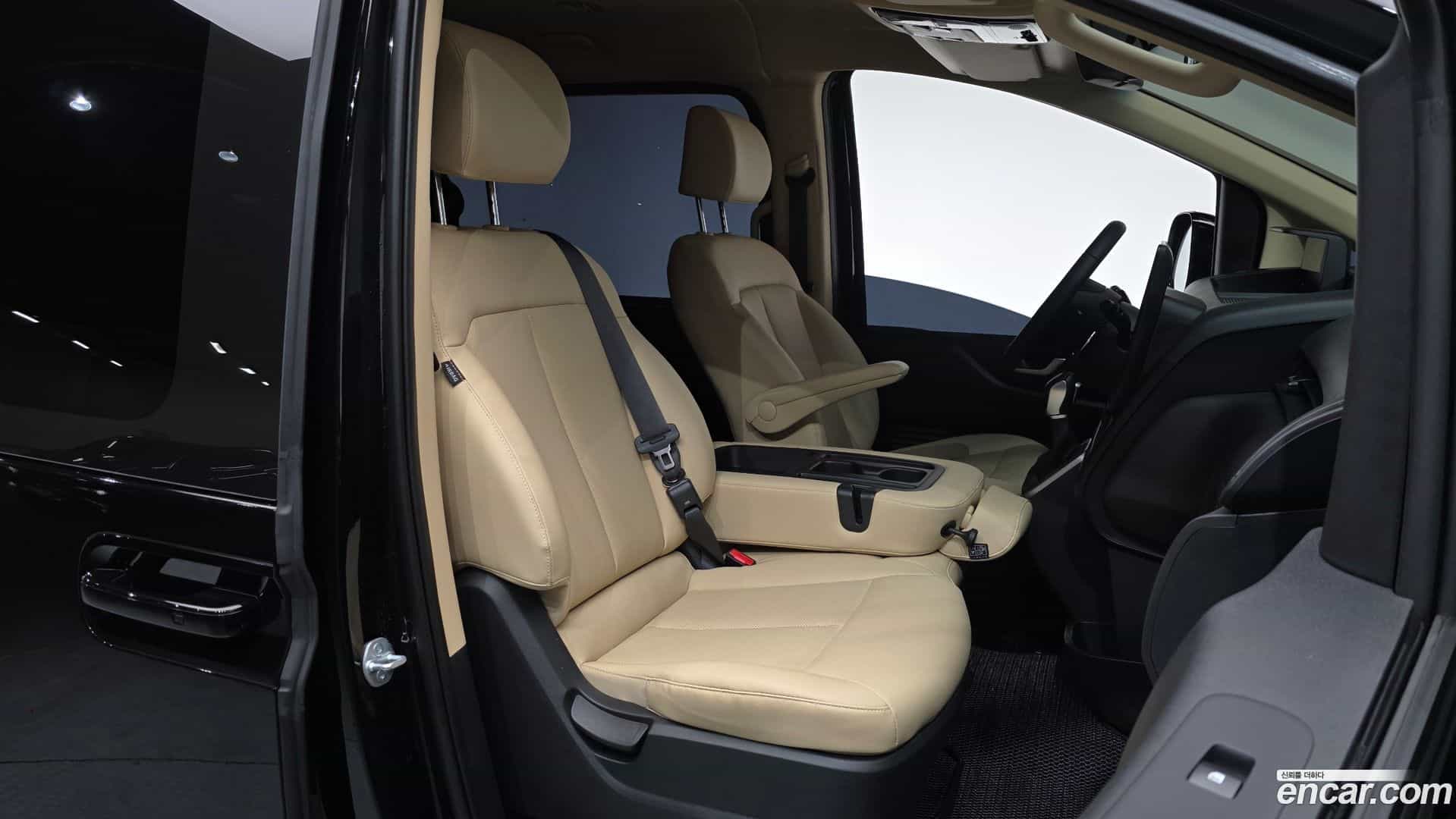 Staria Hyundai 2025.4-INNER-010