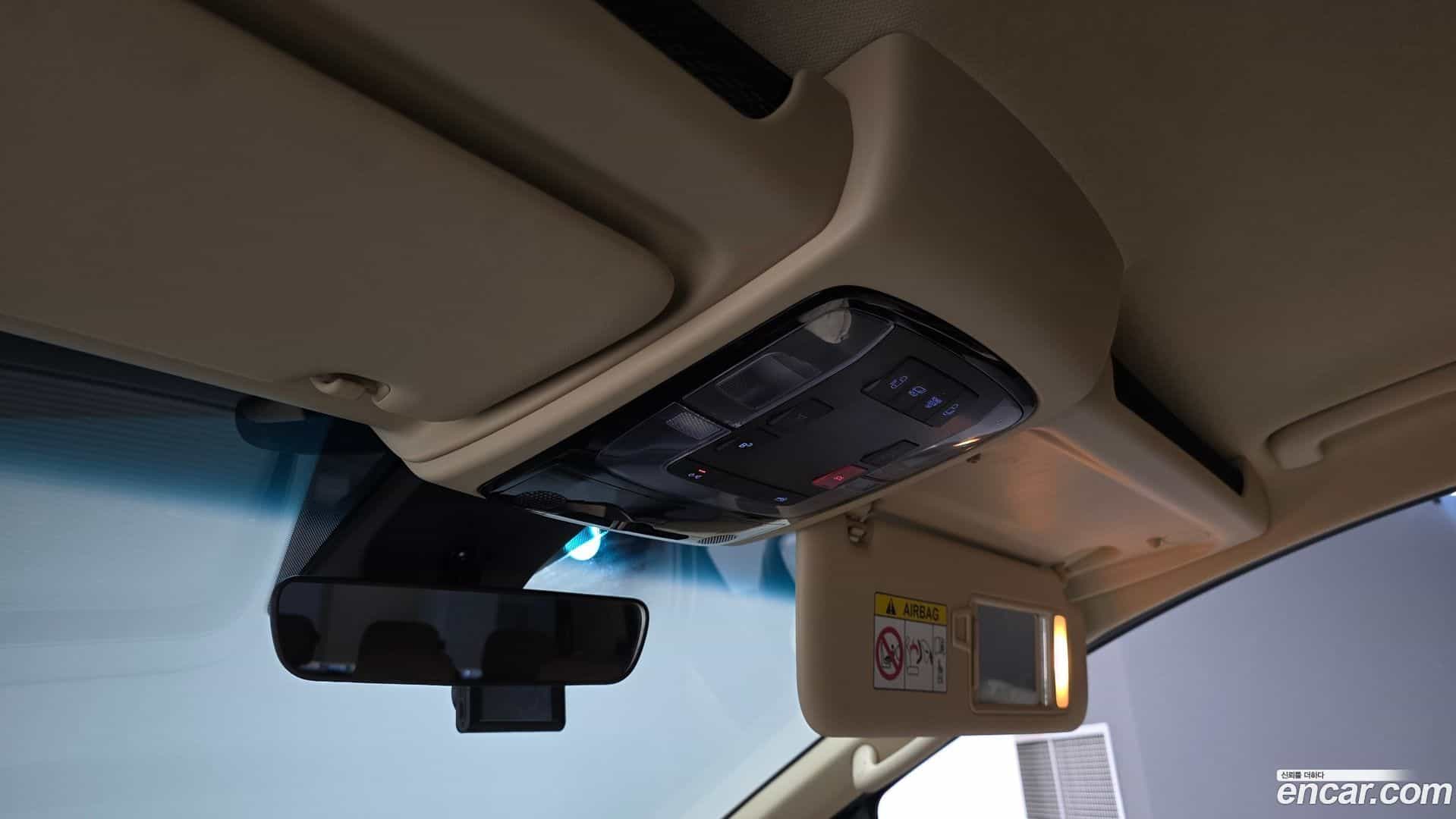 Staria Hyundai 2025.4-OPTION-023