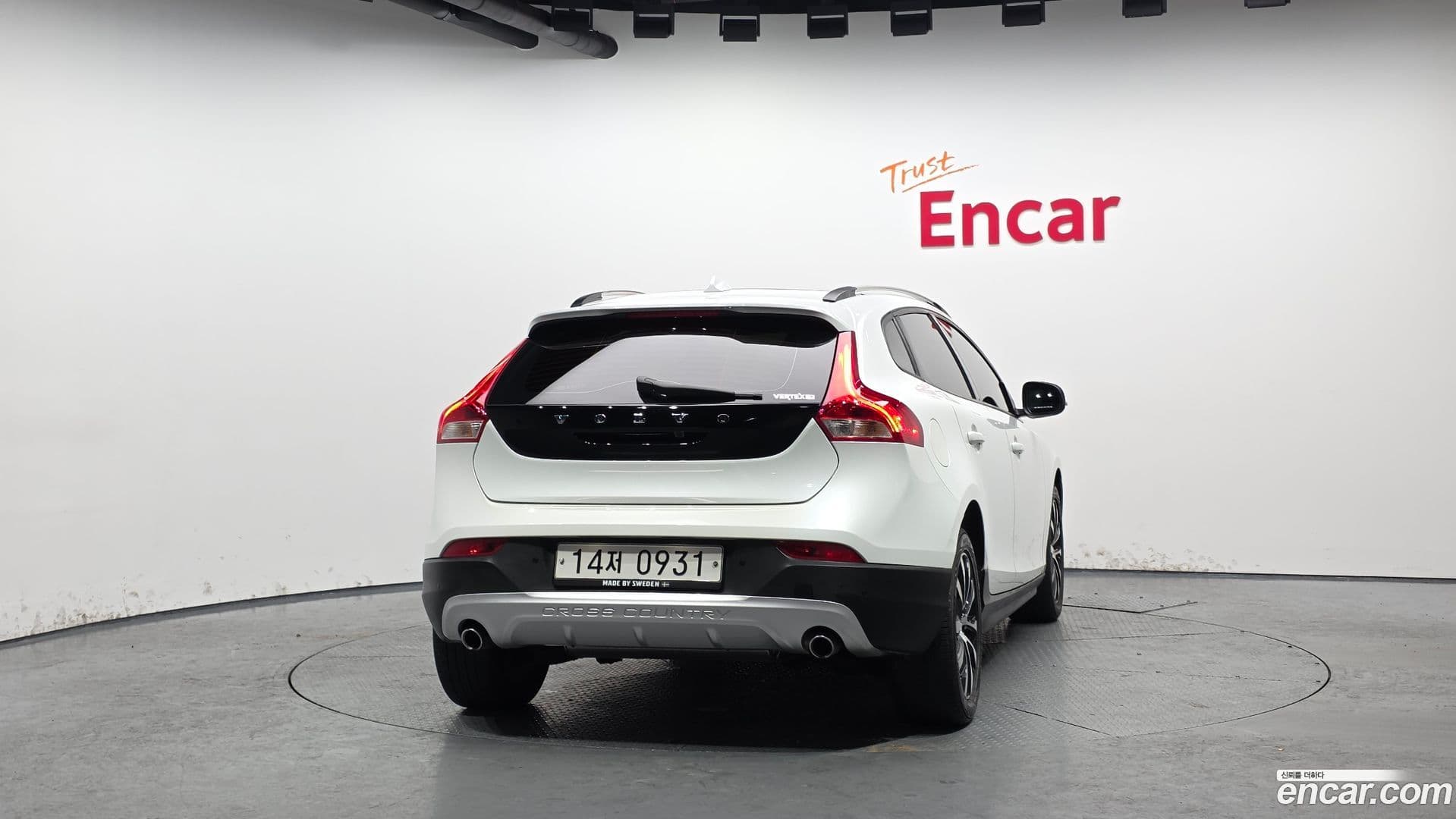 Main__Slider__Photo:V40 Volvo 2019.5-3