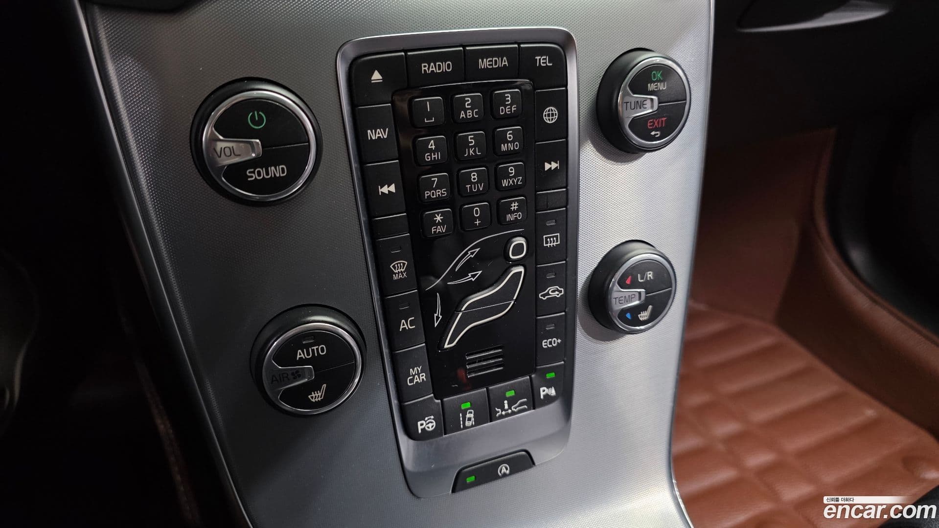 Main__Slider__Photo:V40 Volvo 2019.5-15