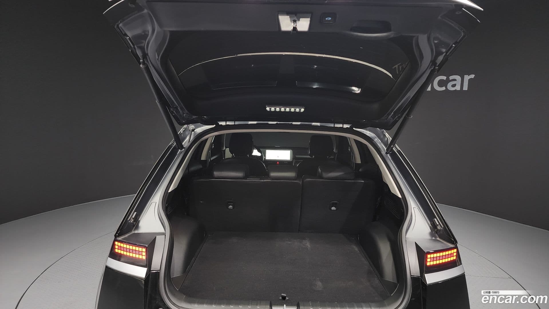 Main__Slider__Photo:Ioniq5 Hyundai 2021.9-19