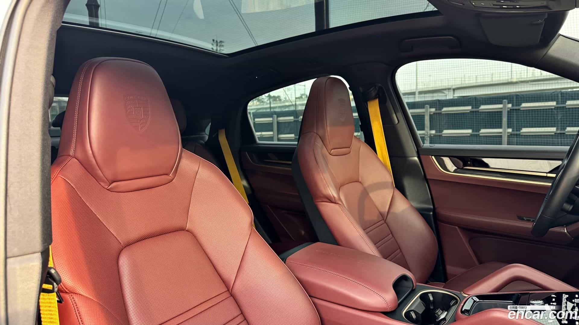 Cayenne Porsche 2024.8-OPTION-016