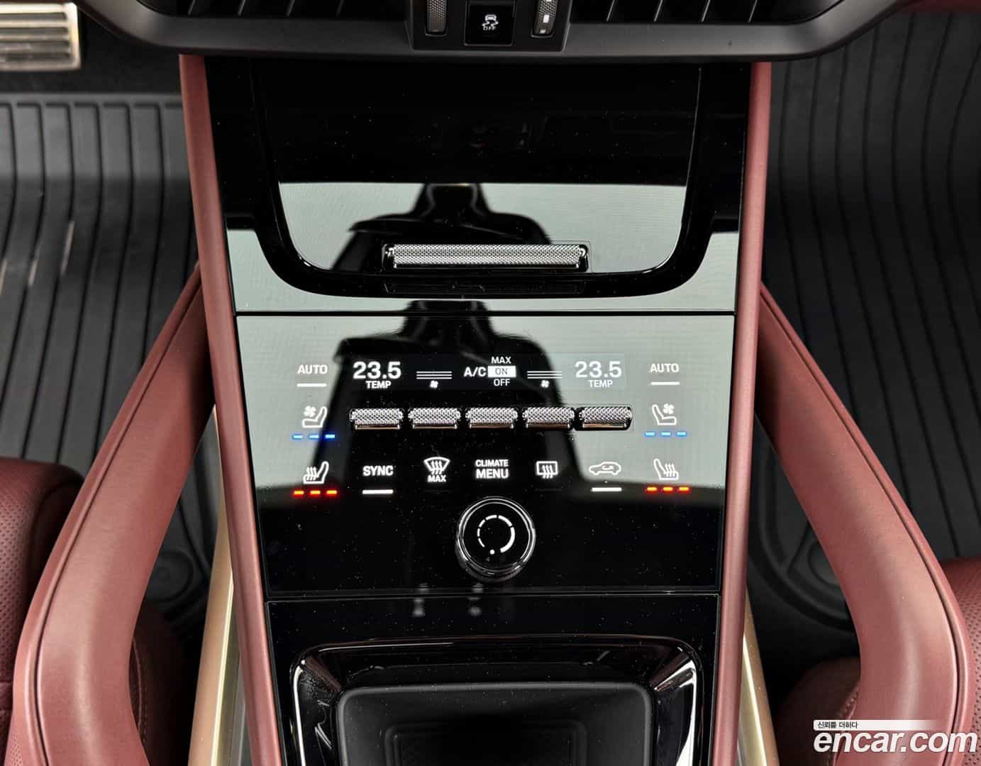 Cayenne Porsche 2024.8-OPTION-022