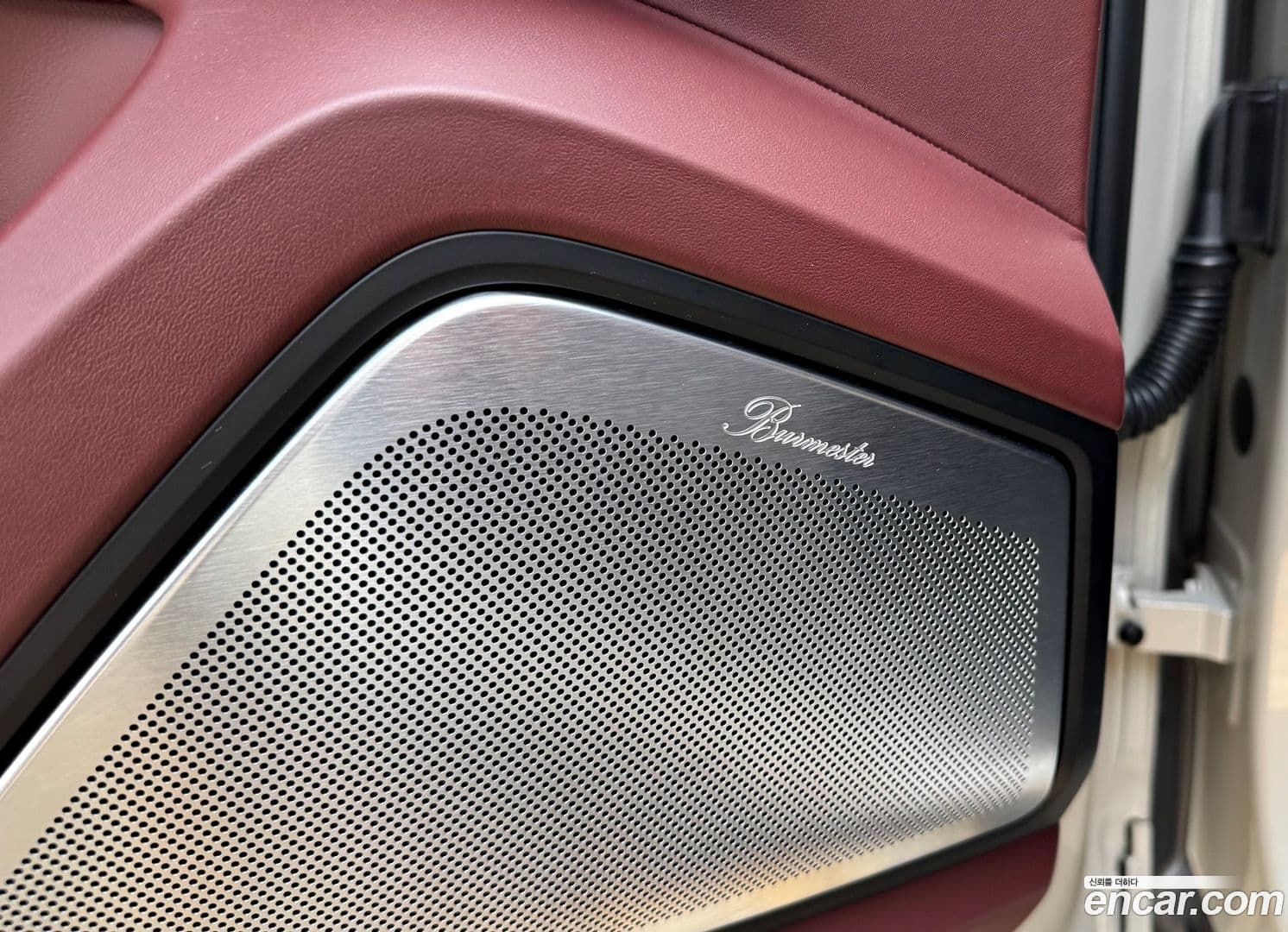 Main__Slider__Photo:Cayenne Porsche 2024.8-18