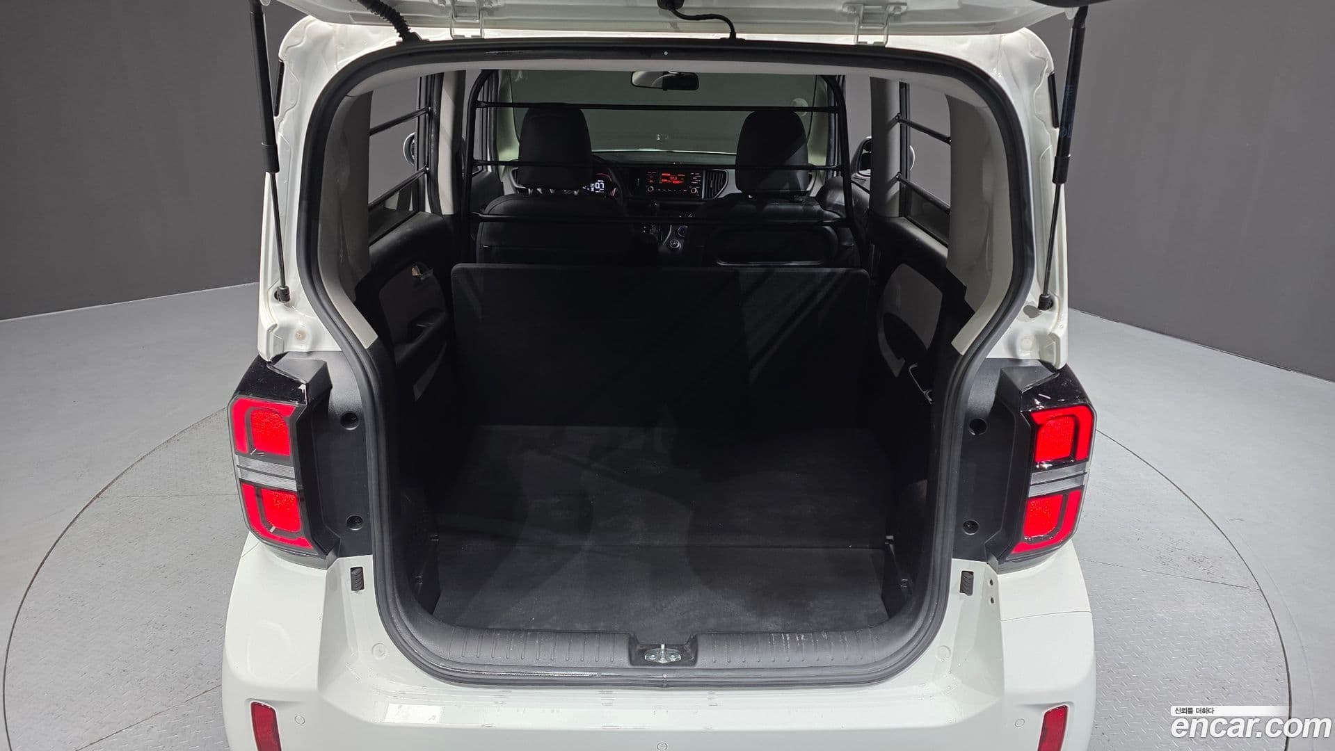 Main__Slider__Photo:RAY Kia 2023.4-19