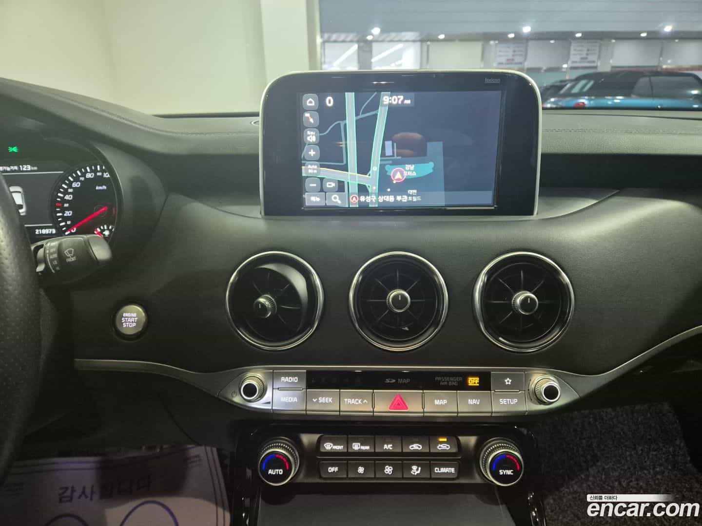 Stinger Kia 2017.6-OPTION-018