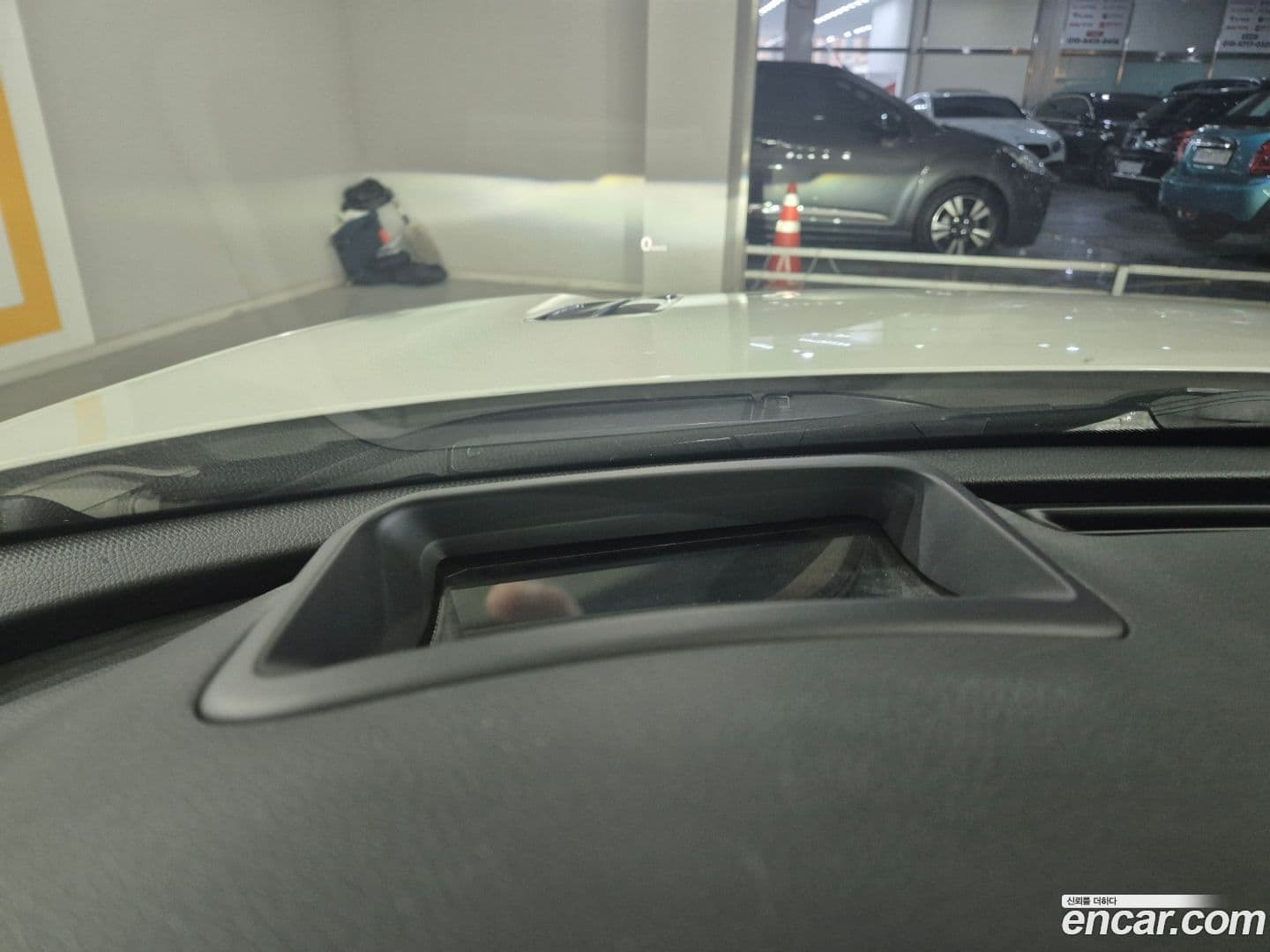 Main__Slider__Photo:Stinger Kia 2017.6-15